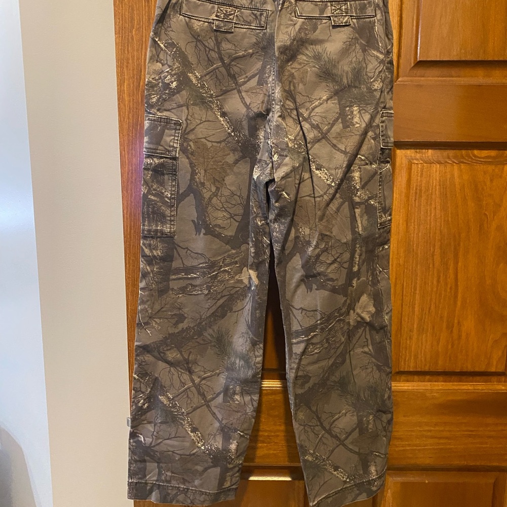 Hollister Men's Forest Camo Cargo Pants